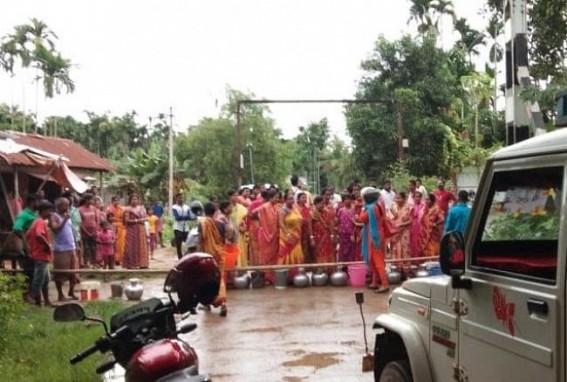 Statewide Water Crisis : Locals blocked road against Scarcity of Drinking water in Kumarghat